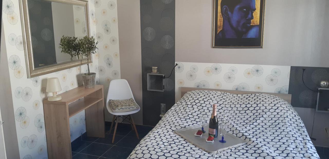 Patrick&Pierre Bed And Breakfast Nimes Bagian luar foto