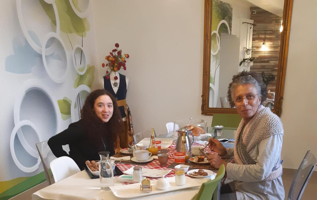 Patrick&Pierre Bed And Breakfast Nimes Bagian luar foto