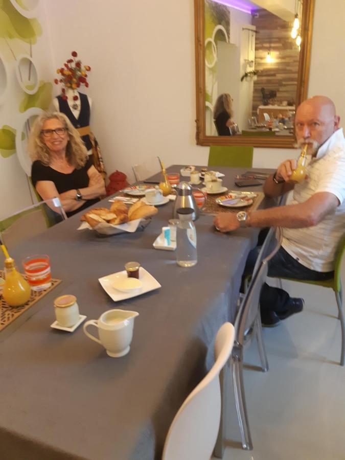 Patrick&Pierre Bed And Breakfast Nimes Bagian luar foto